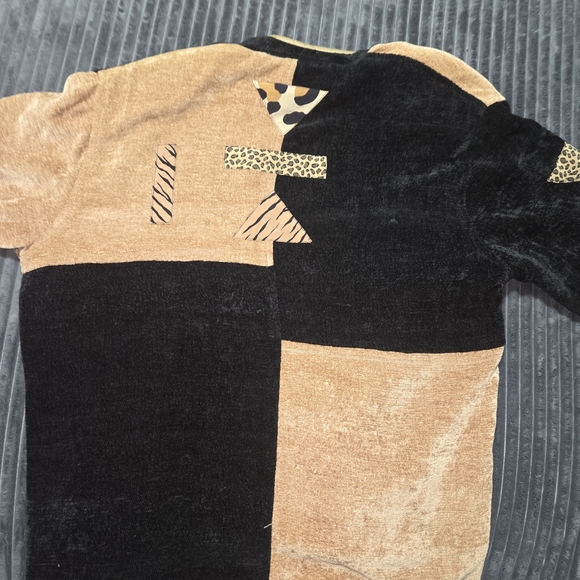 Yak Magic Cardigan Jacket Size Medium Button Up Black Brown Animal Print Beaded - Picture 8 of 13